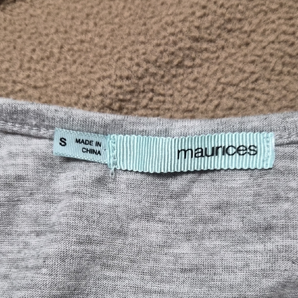 Maurices Gray and Cream Lace Short Sleeve Top - Picture 6 of 8